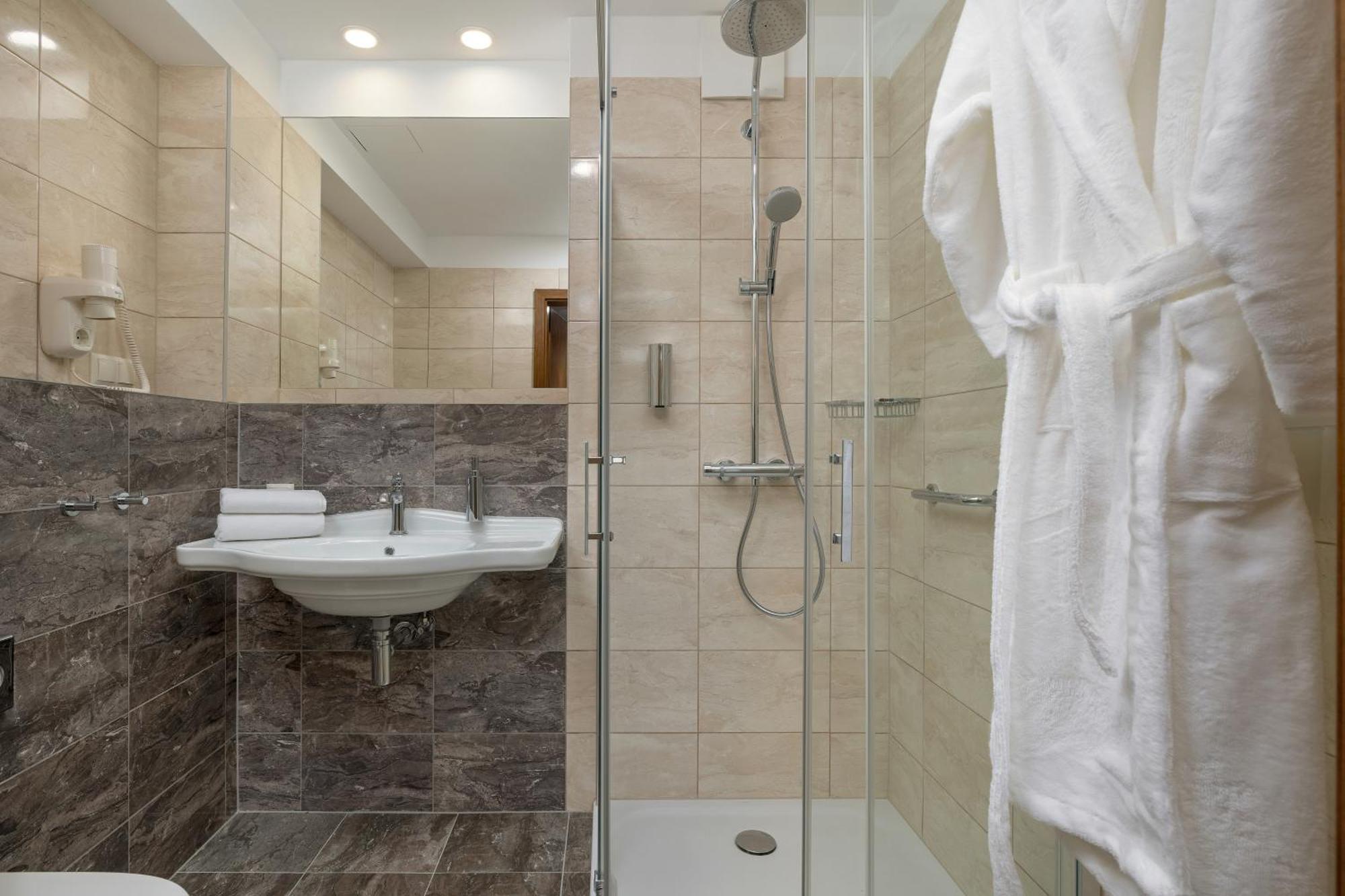 Juvena Hotel Wellness & Spa Adults Only ミエンジボジェ エクステリア 写真